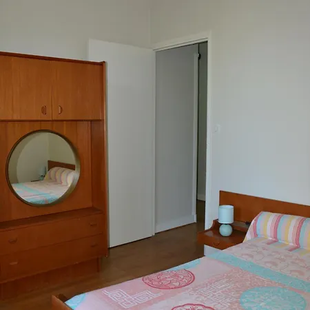 Le Petit Rouyot 3* * Vignonet