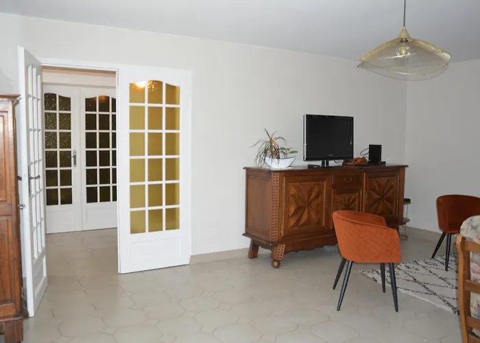 Semesterbostad Le Petit Rouyot 3* *